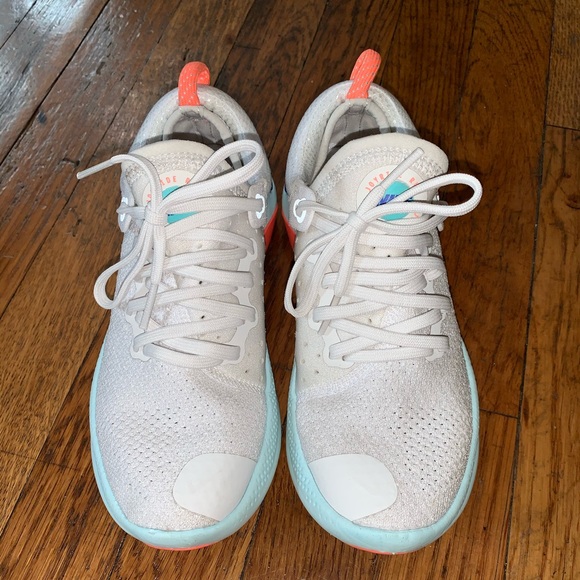 Nike Joyride Run Flyknit sneakers - Picture 3 of 4